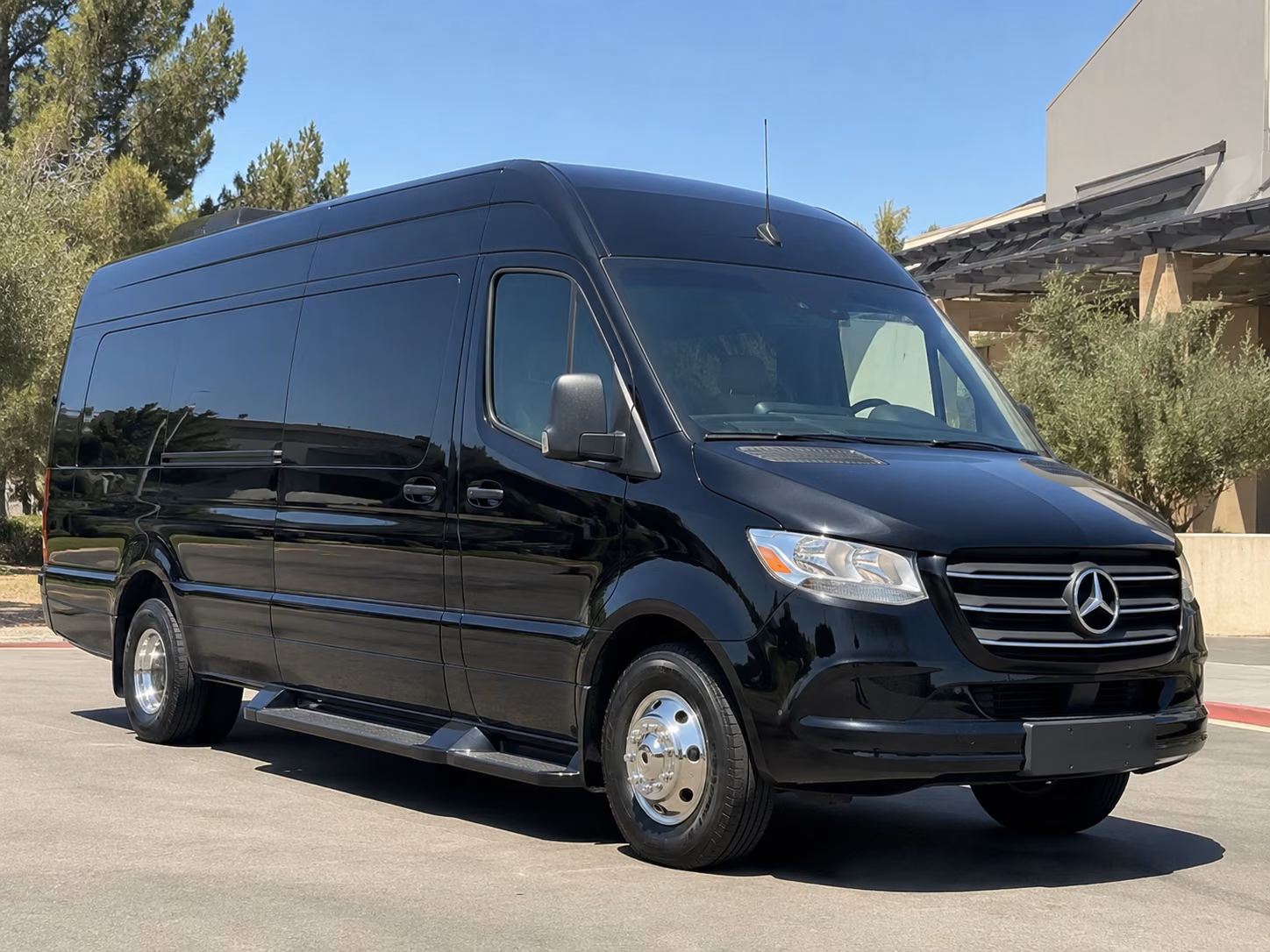 birmingham 20 passenger sprinter van
